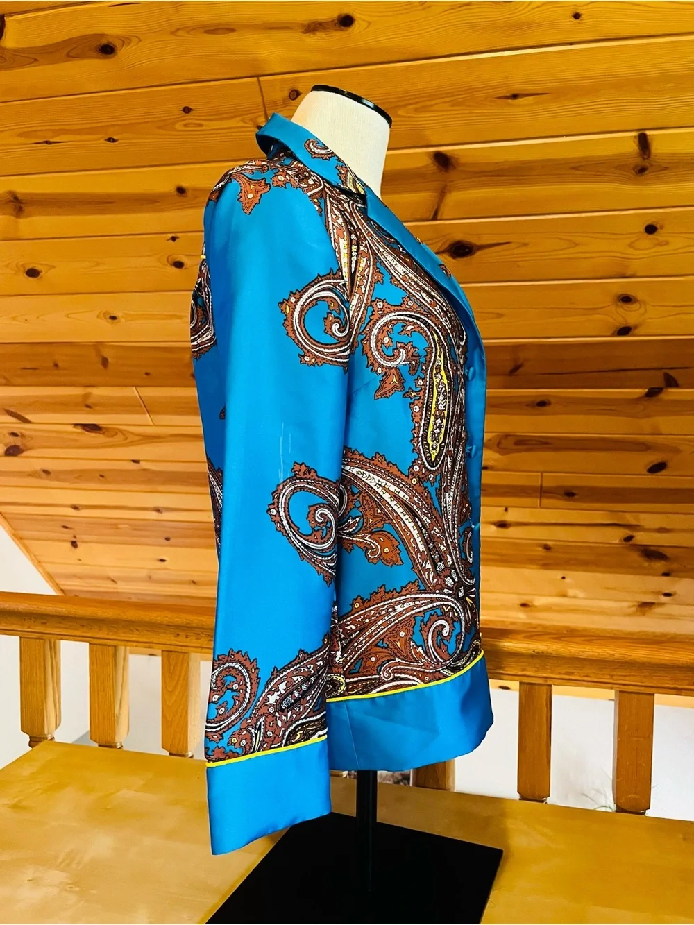 J. Crew Women's Bright Blue Paisley Print Button Down Blouse Size XXS